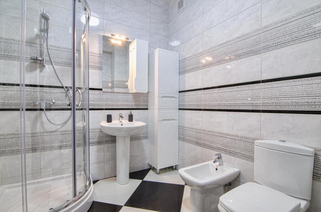 Apartments Alfa Tsekhova 1 Lviv Luaran gambar