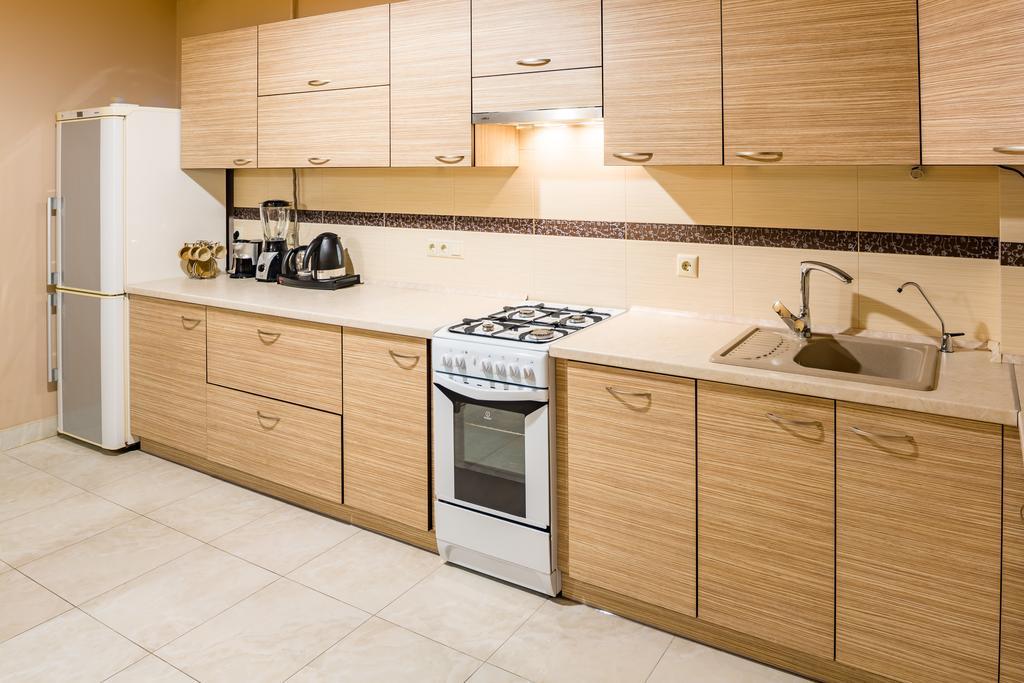 Apartments Alfa Tsekhova 1 Lviv Luaran gambar