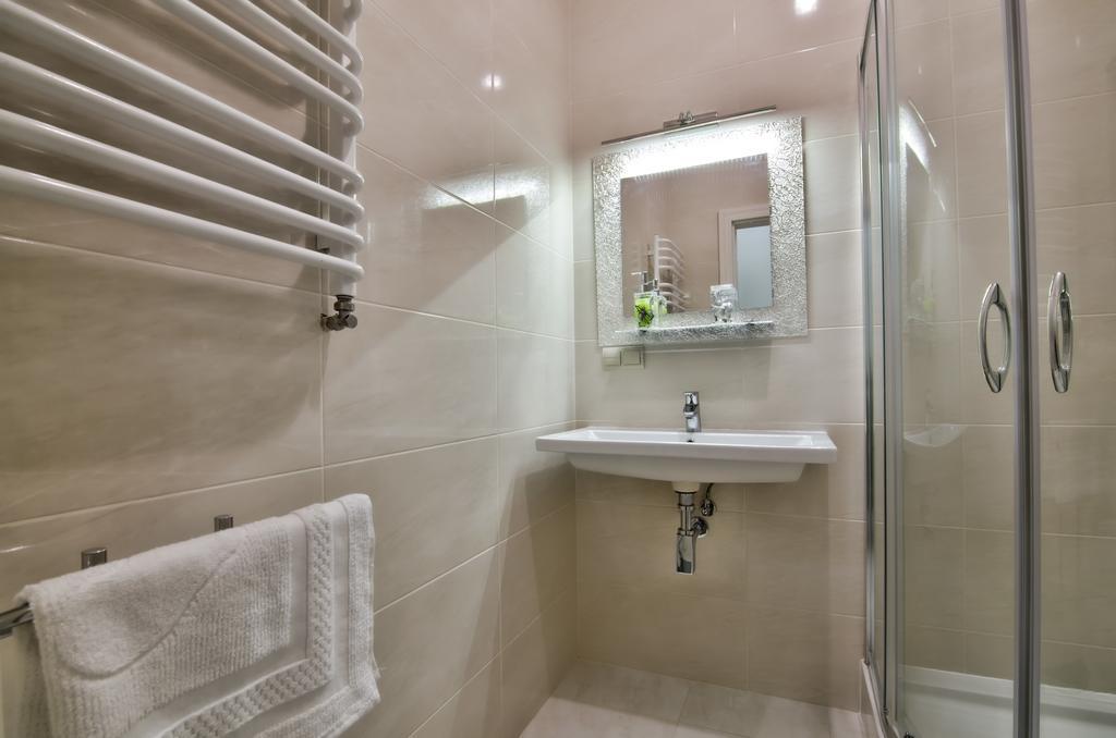 Apartments Alfa Tsekhova 1 Lviv Luaran gambar